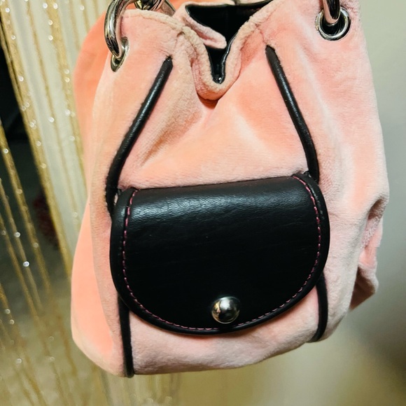 Juicy Couture Blush Velvet Shoulder Bag - Picture 3 of 7